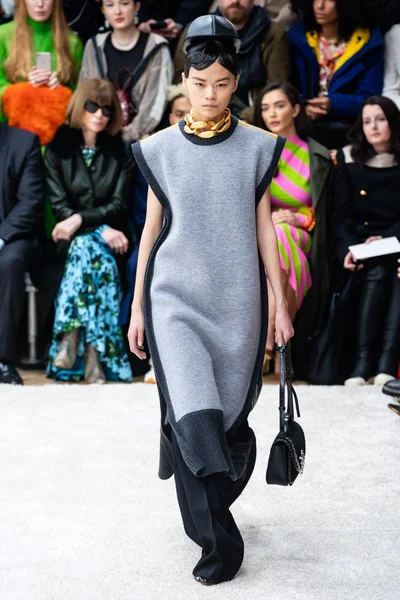 Look 26